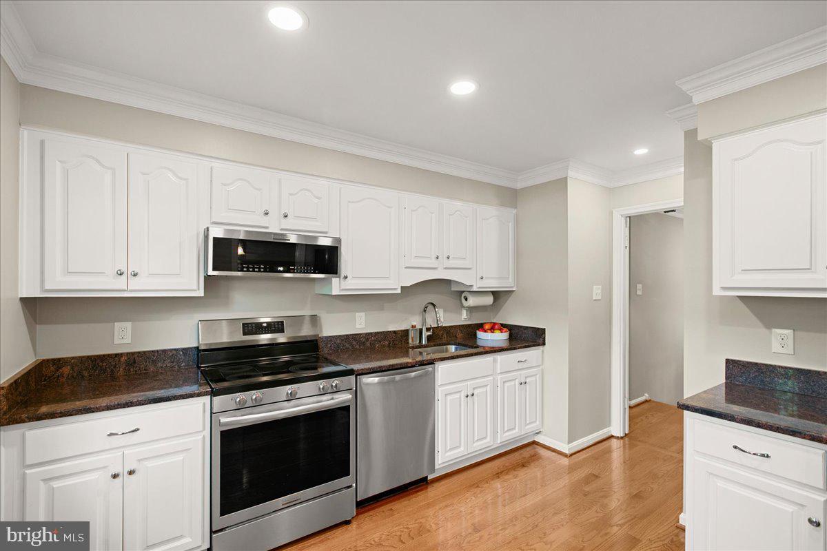 LAKE RIDGE - Residential