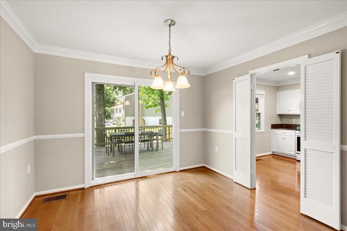 LAKE RIDGE - Residential