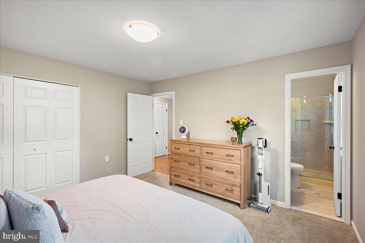 LAKE RIDGE - Residential