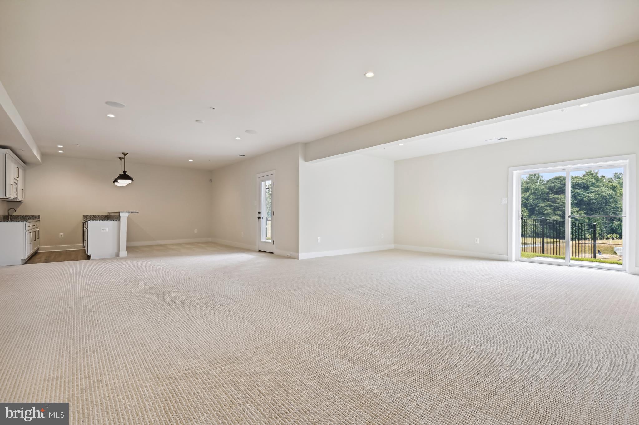 THE COURTS AT HIDDEN WATERS - Residential