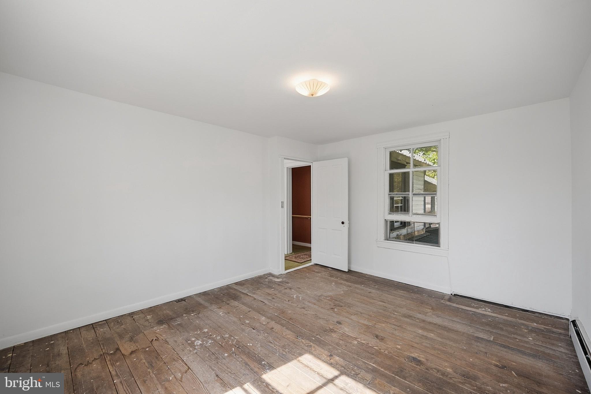 MOUNTAIN LAKE PARK - Residential