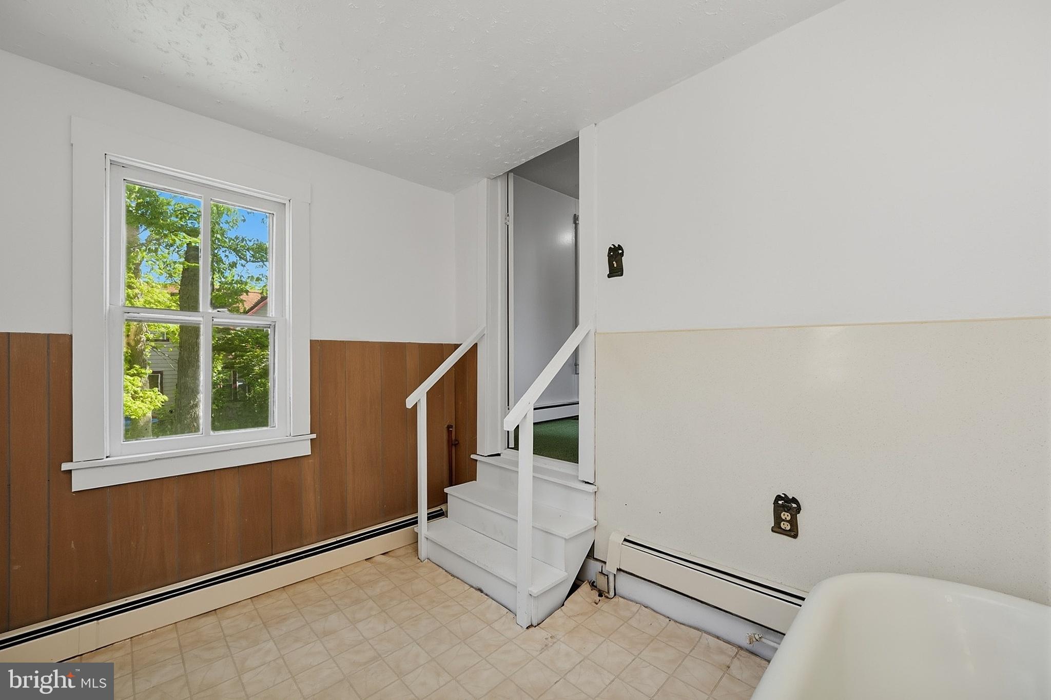 MOUNTAIN LAKE PARK - Residential