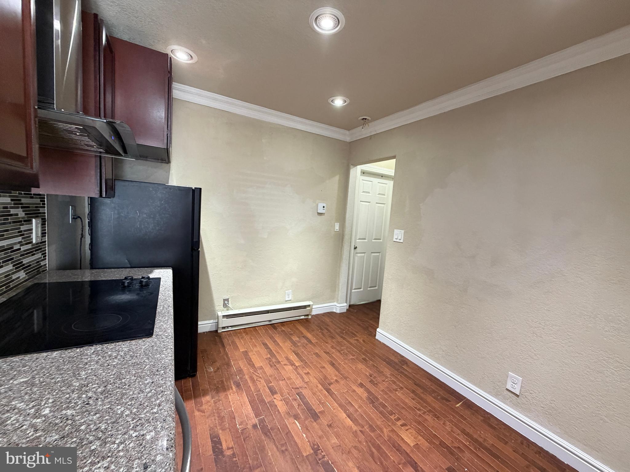 POINT BREEZE - Residential Income
