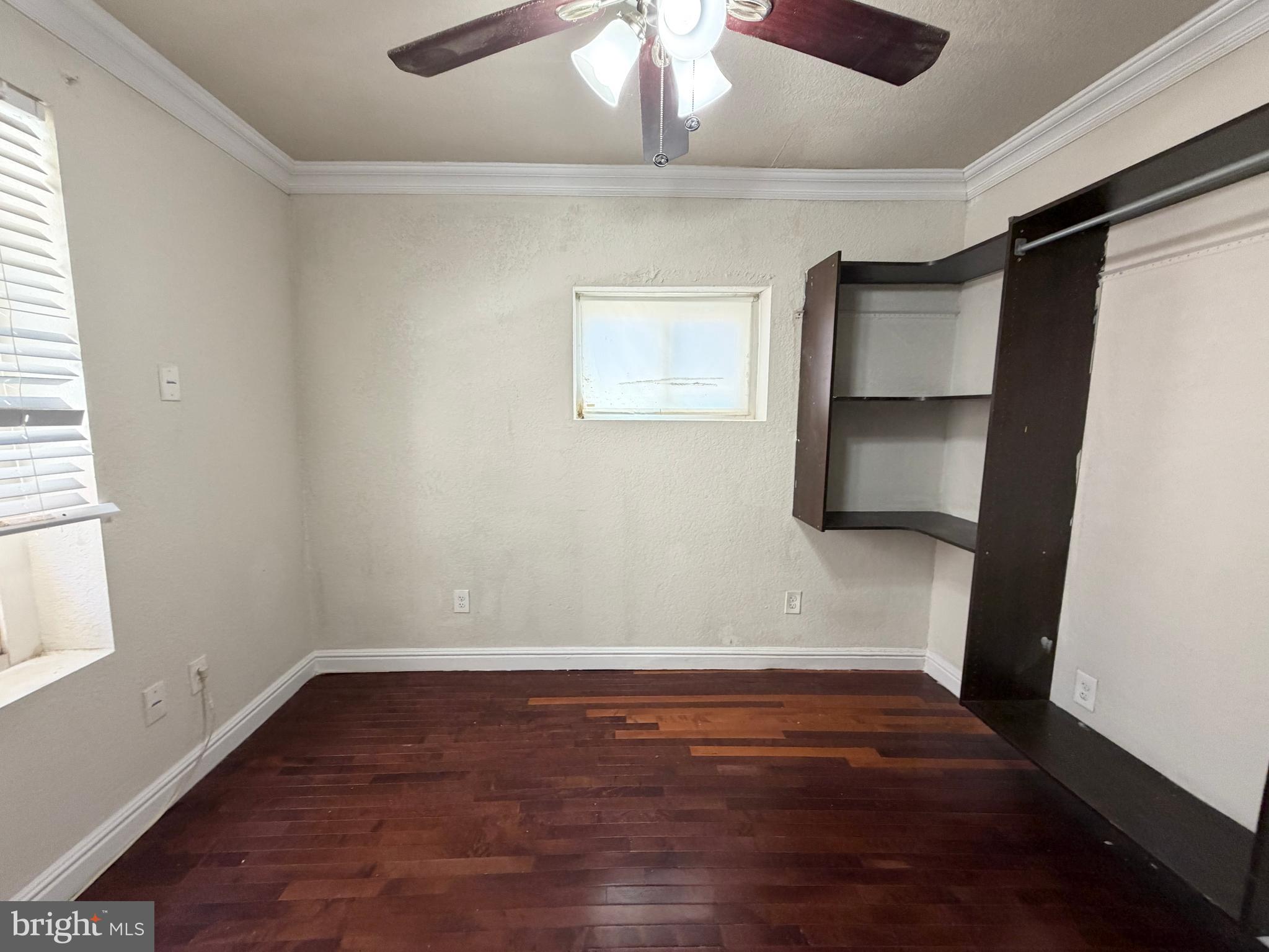 POINT BREEZE - Residential Income