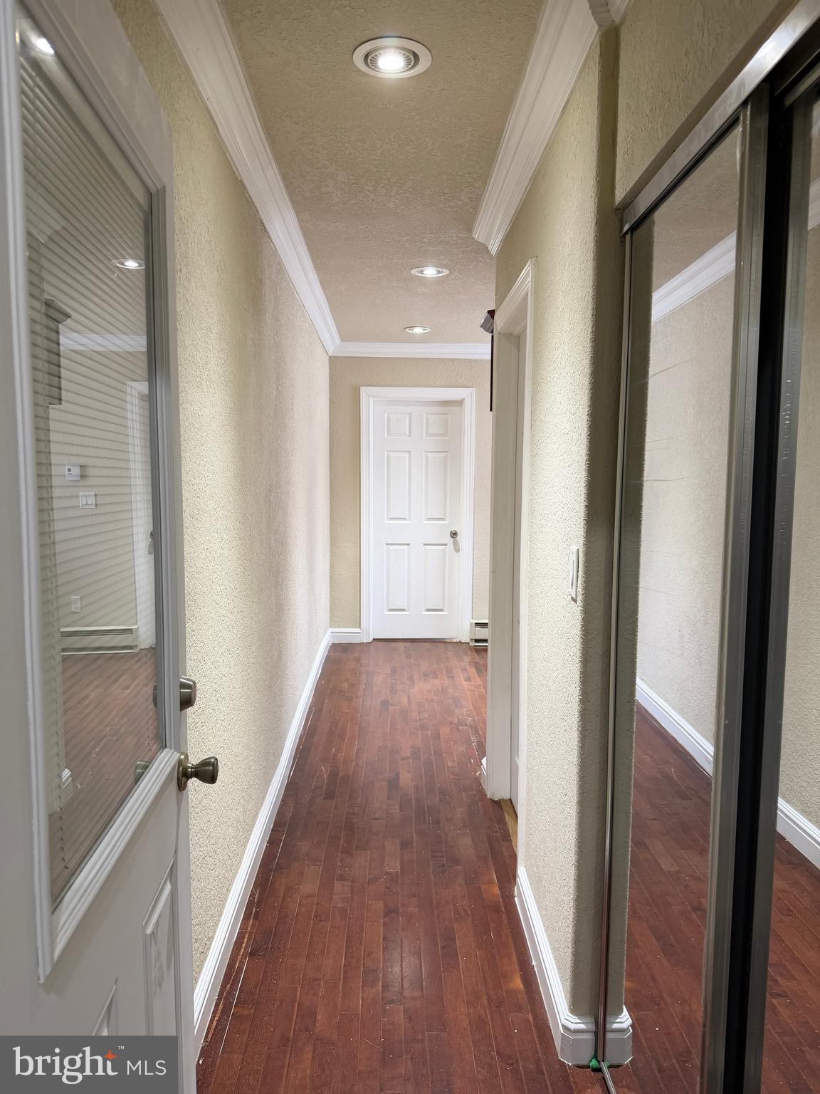 POINT BREEZE - Residential Income