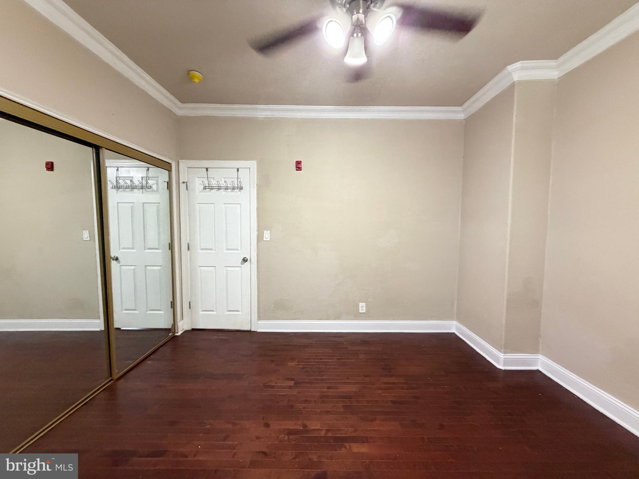 POINT BREEZE - Residential Income