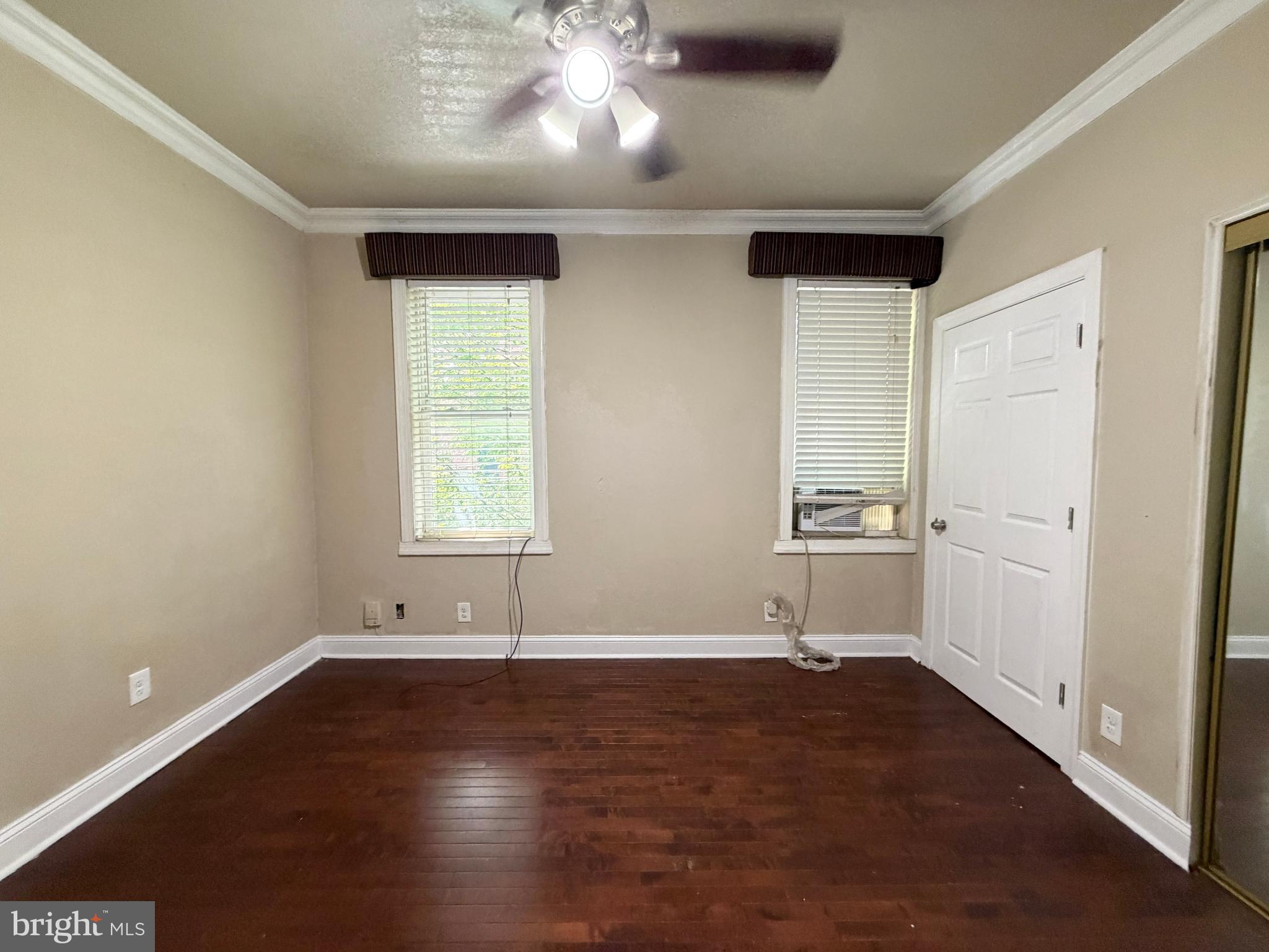POINT BREEZE - Residential Income