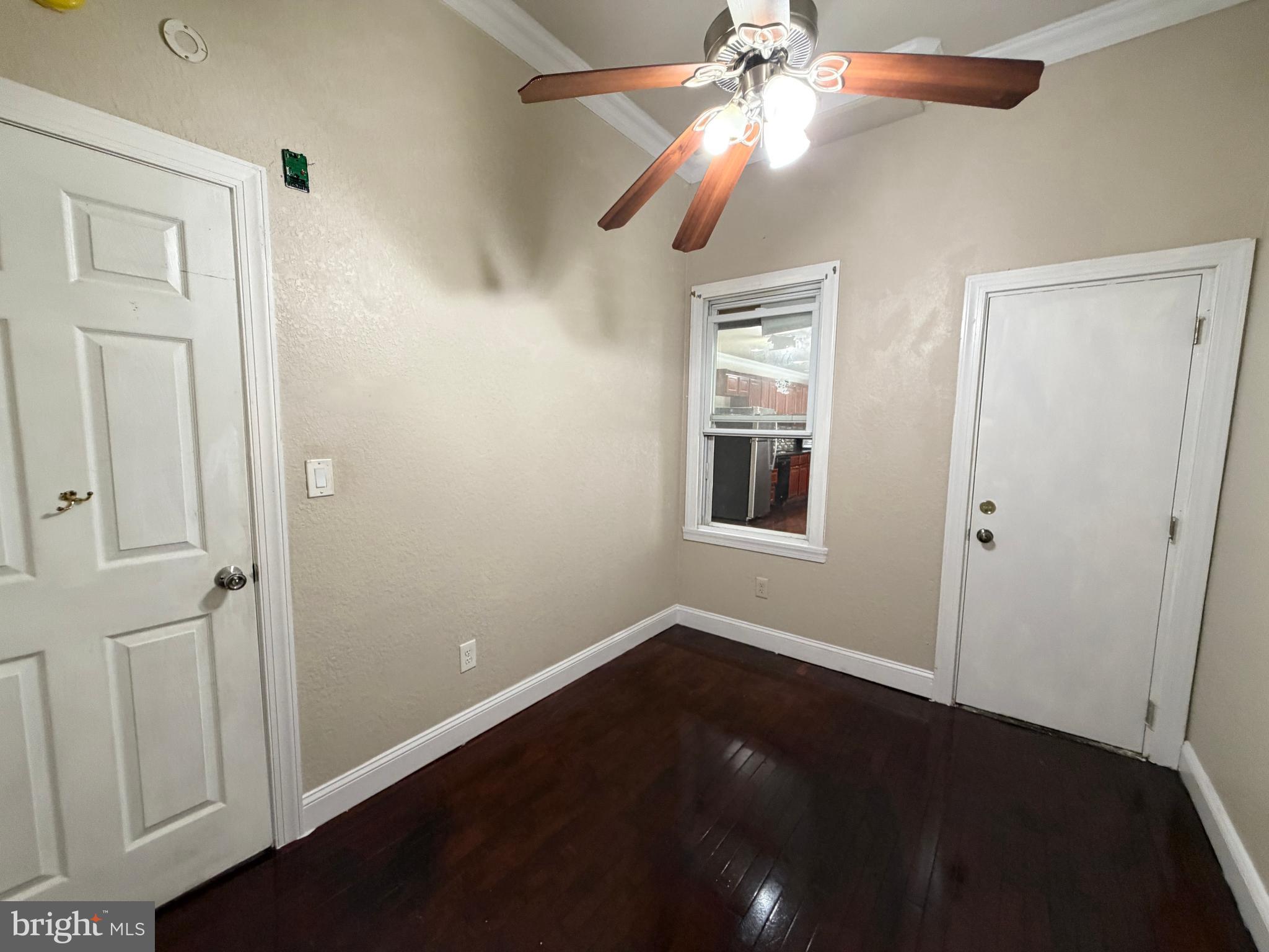 POINT BREEZE - Residential Income