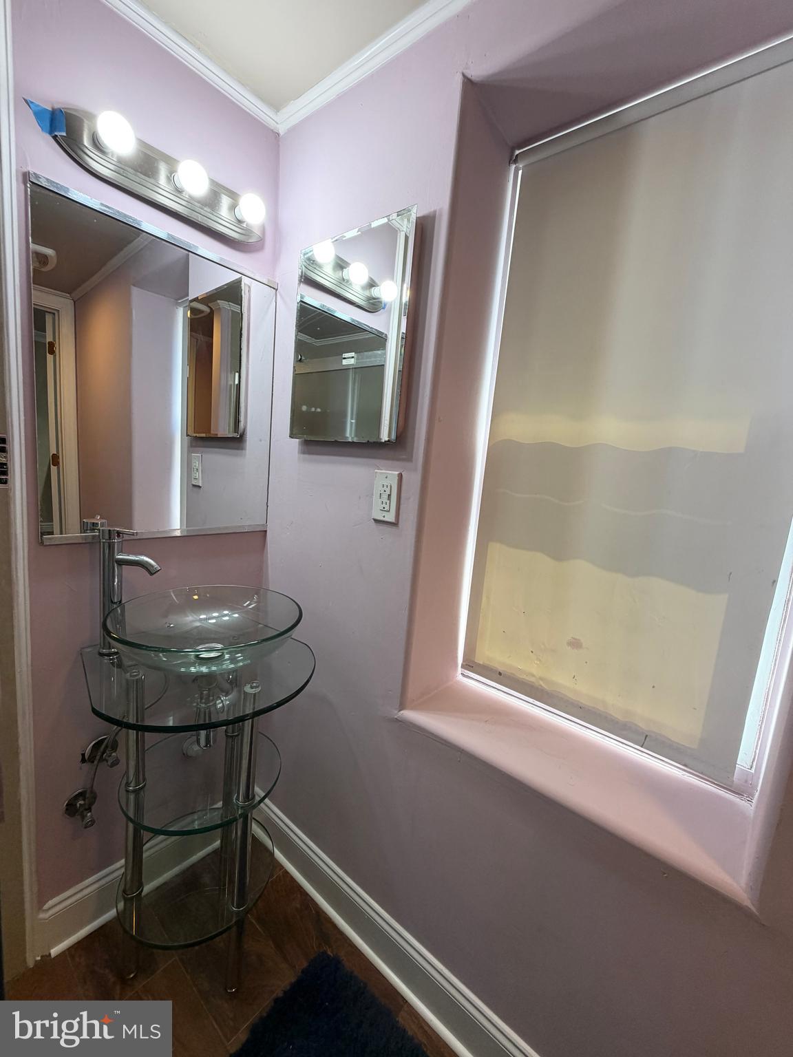 POINT BREEZE - Residential Income