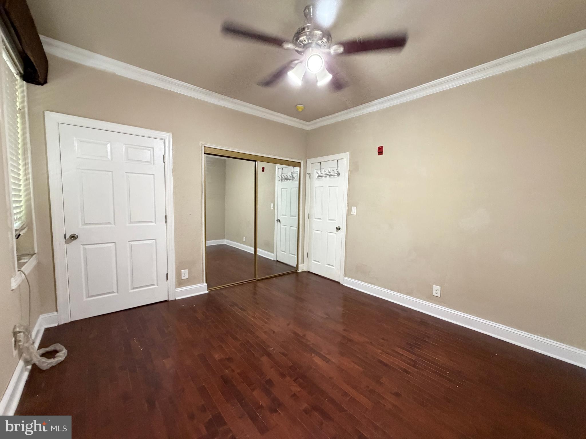 POINT BREEZE - Residential Income