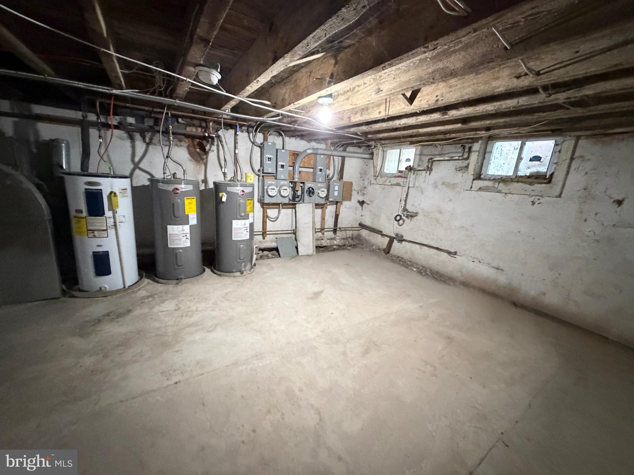POINT BREEZE - Residential Income