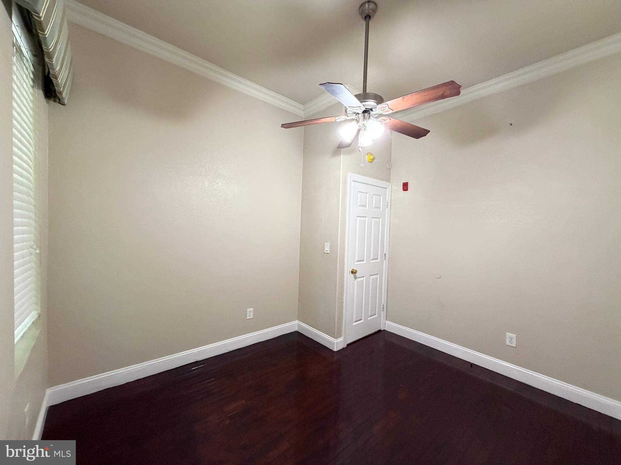 POINT BREEZE - Residential Income