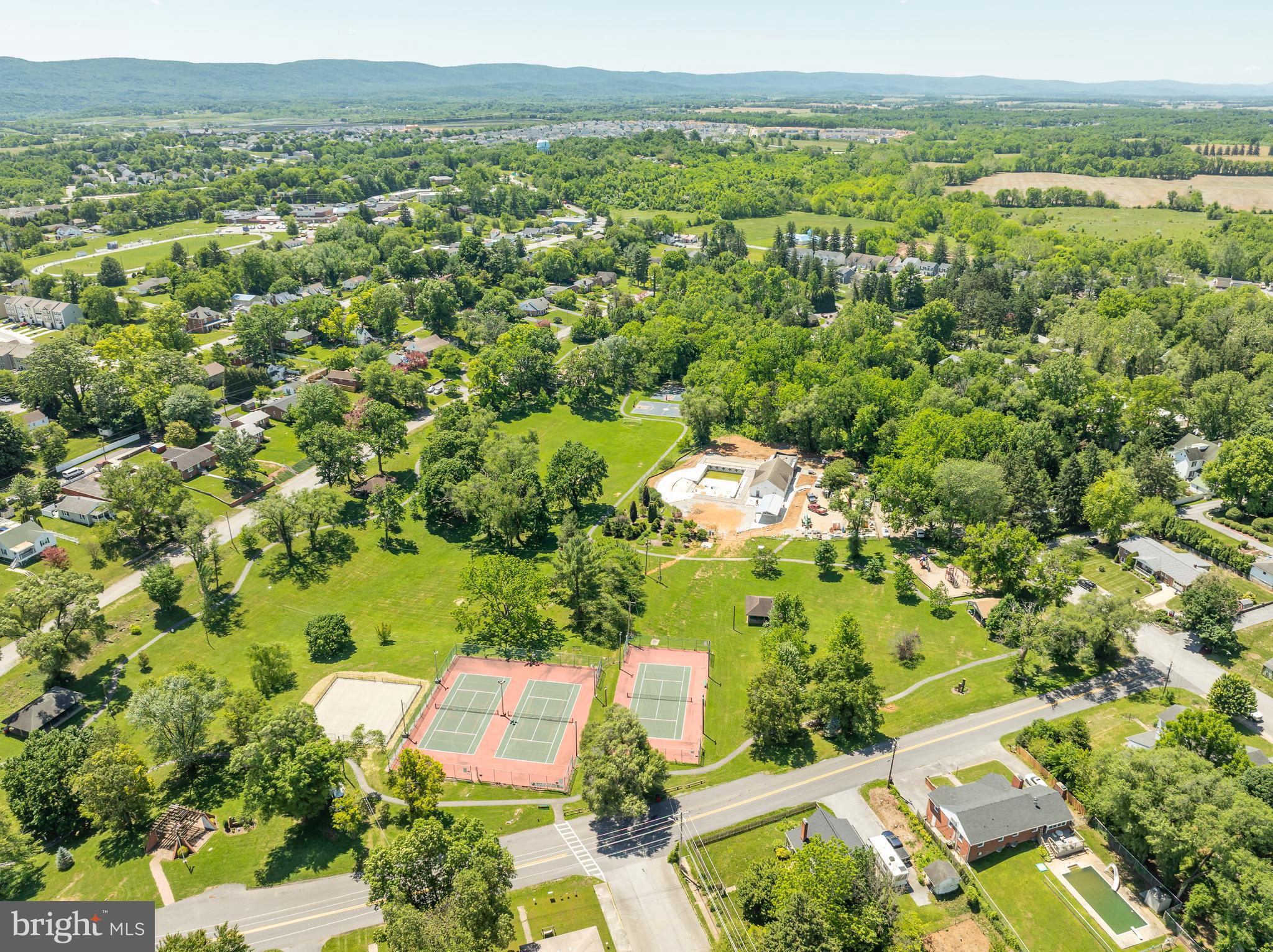 BROOKHAVEN - Residential