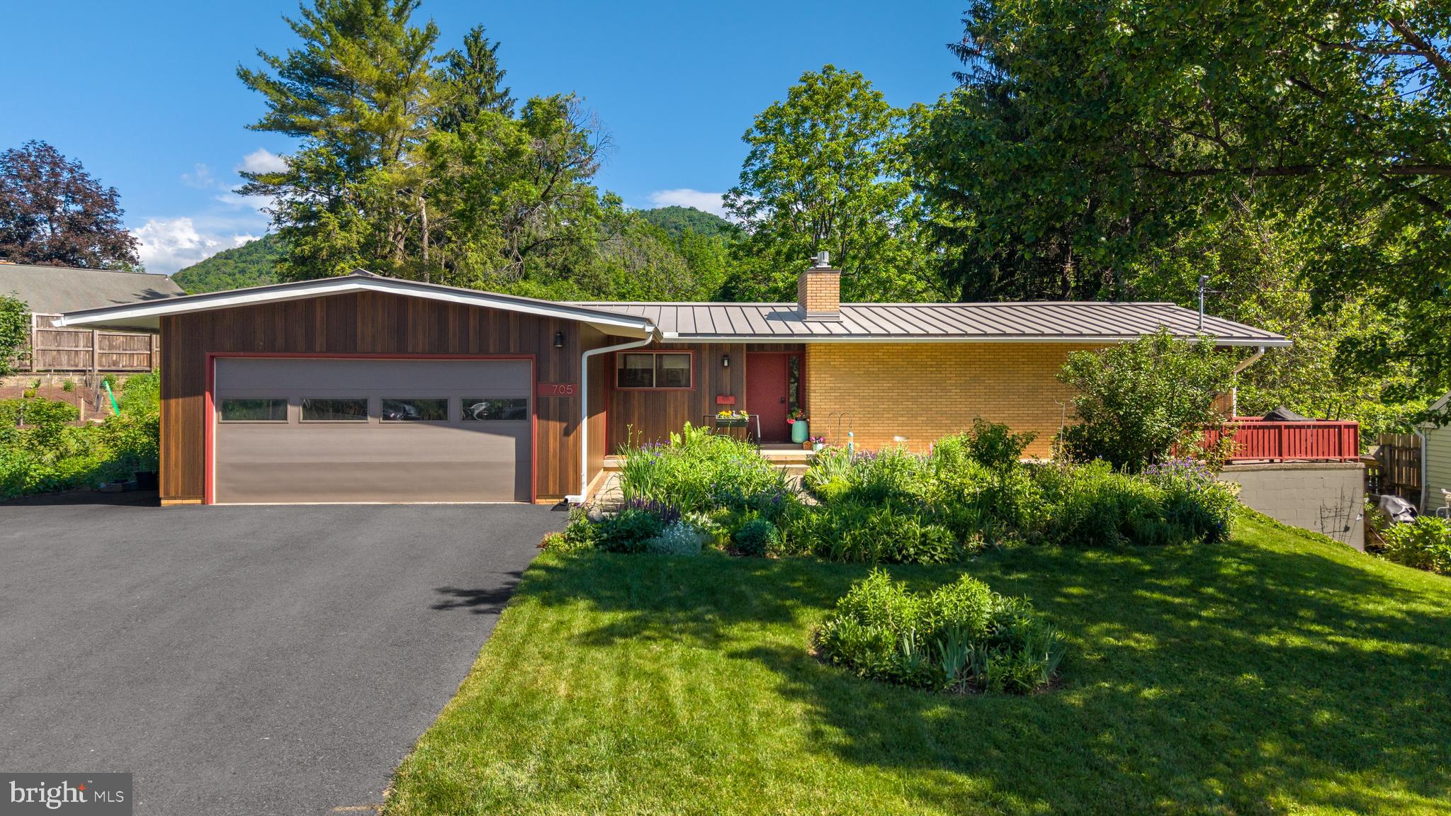 BELLEFONTE BOROUGH - Residential