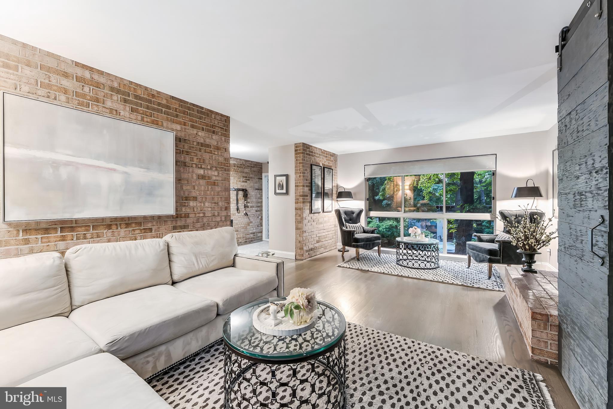 RESTON - Residential