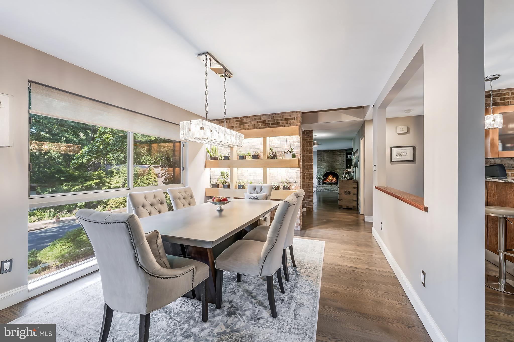 RESTON - Residential