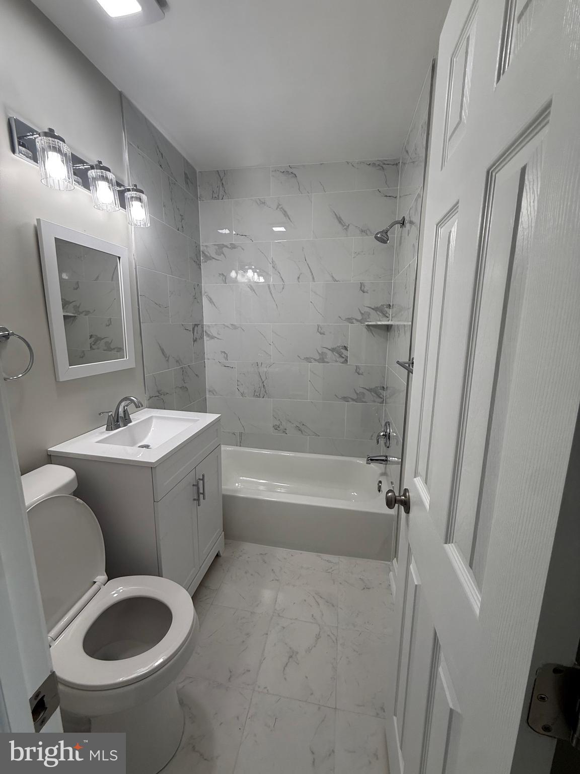 HYATTSVILLE - Residential