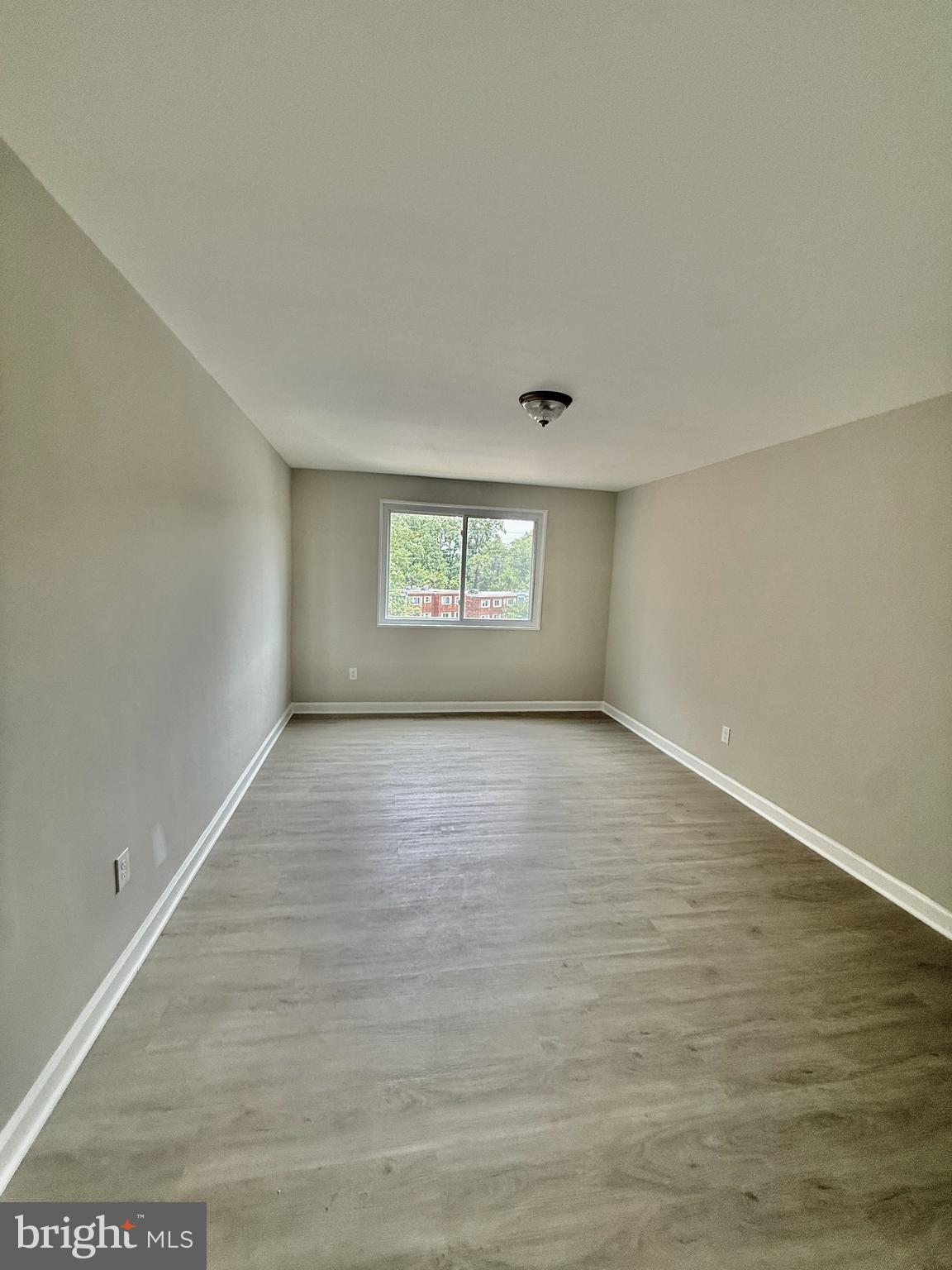 HYATTSVILLE - Residential