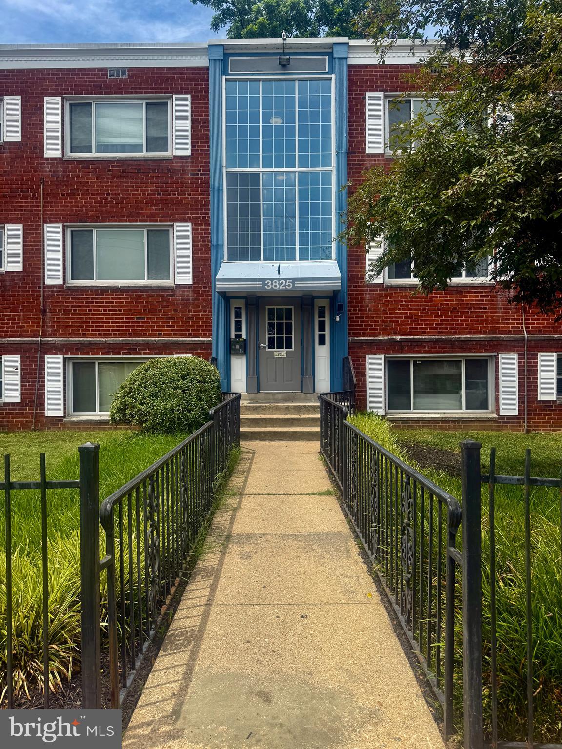 HYATTSVILLE - Residential