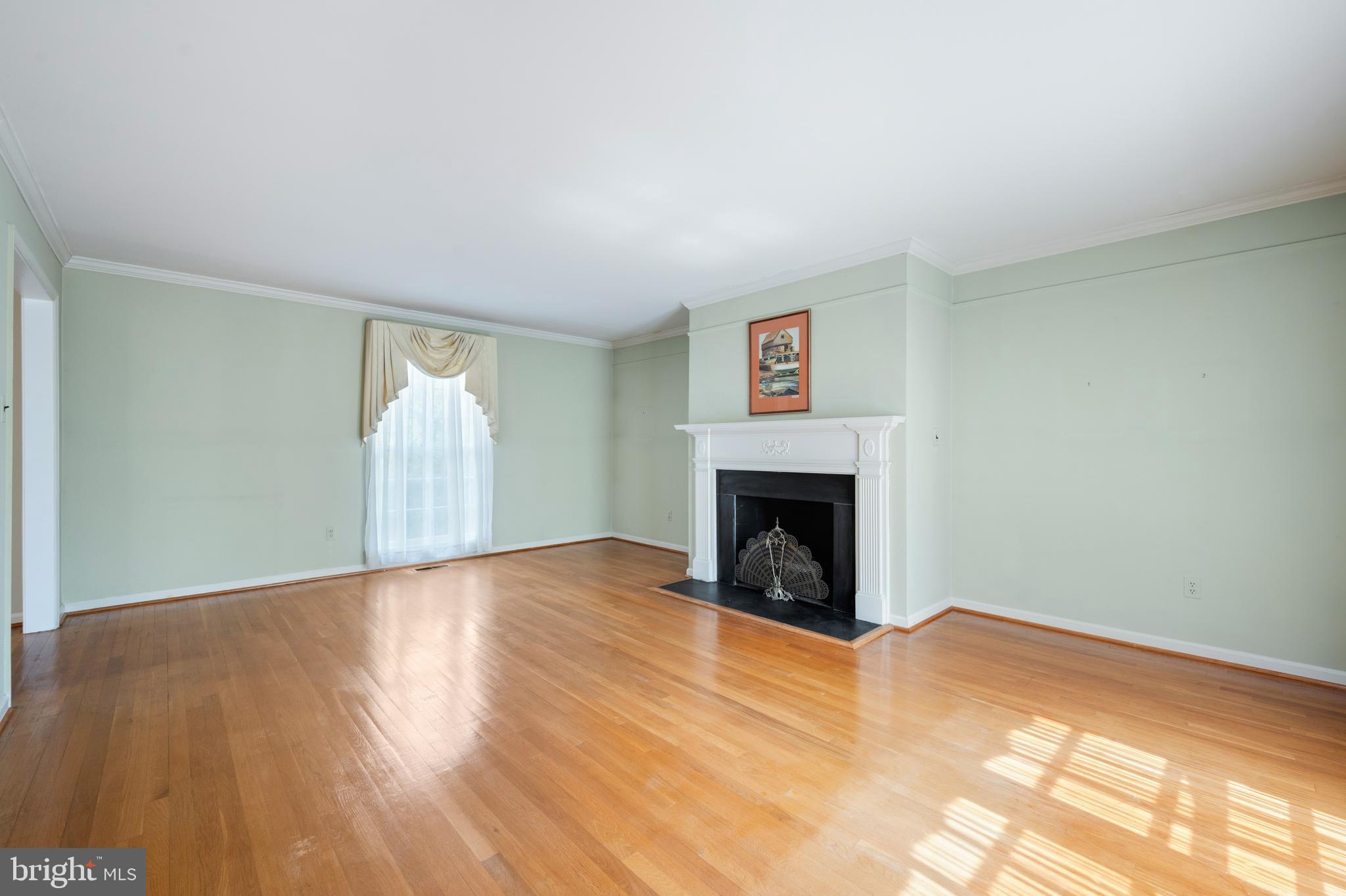 EAST GATE OF POTOMAC - Residential