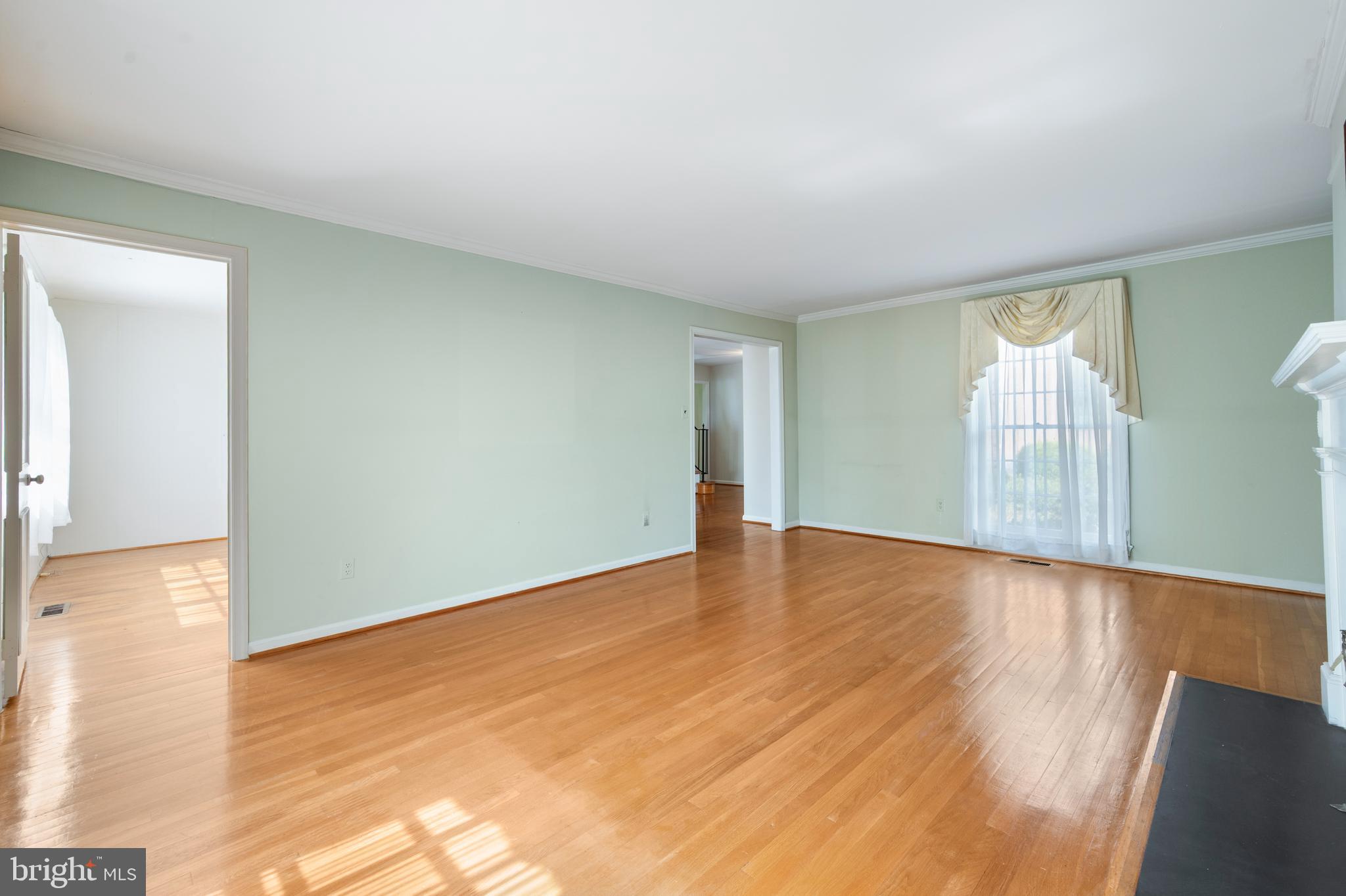 EAST GATE OF POTOMAC - Residential