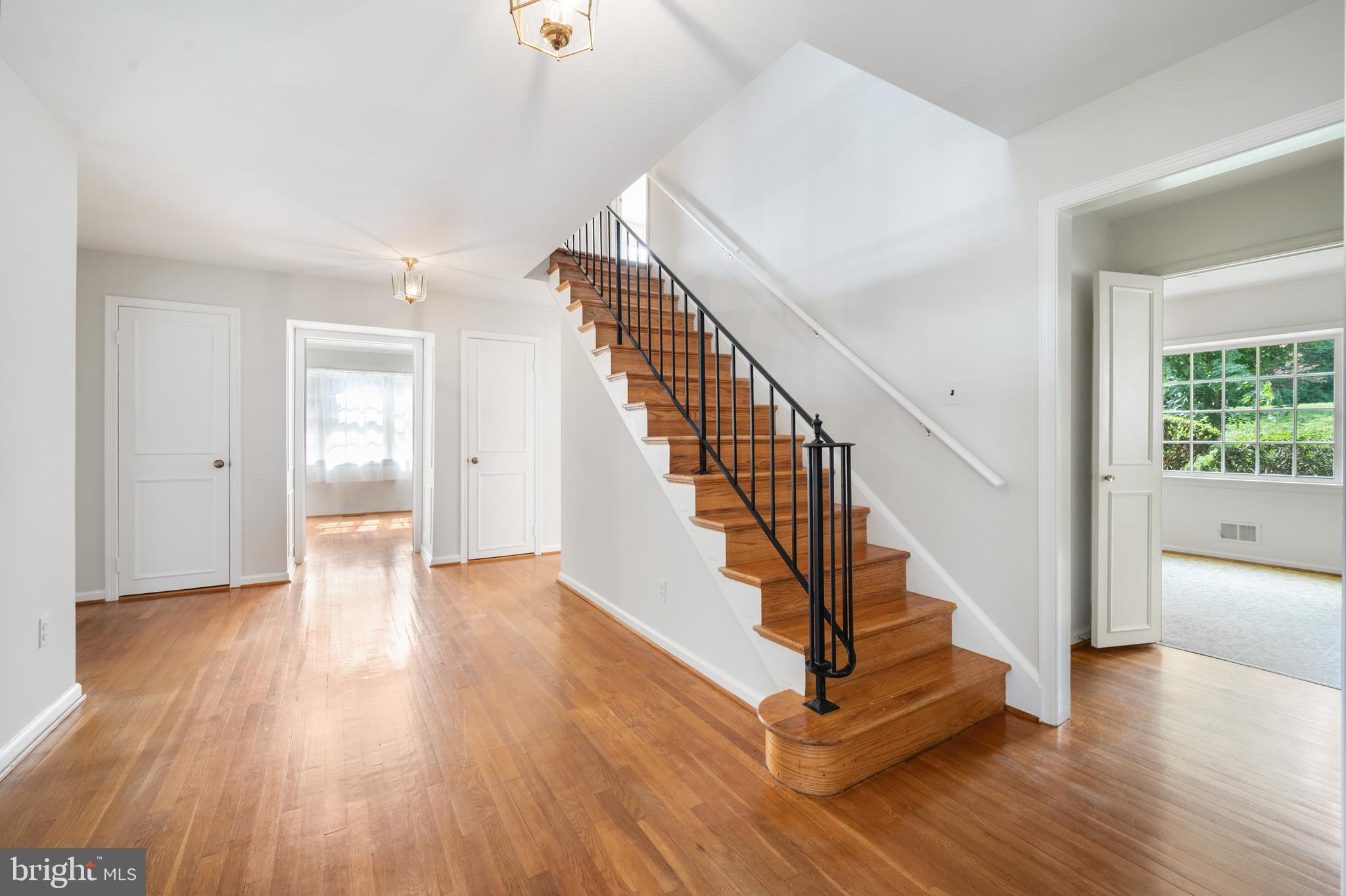 EAST GATE OF POTOMAC - Residential