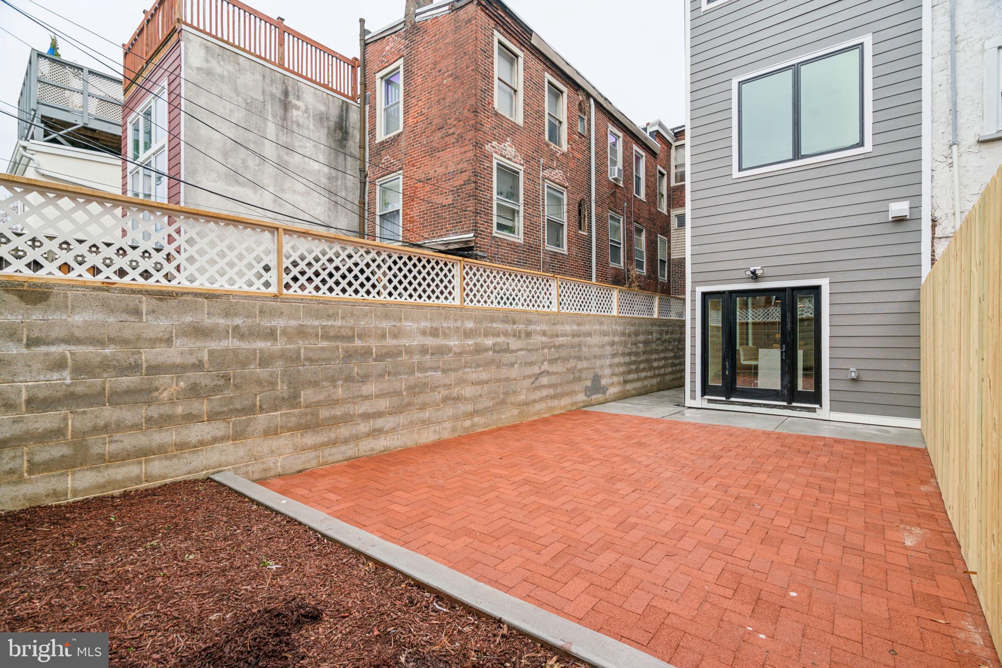 ART MUSEUM AREA - Residential