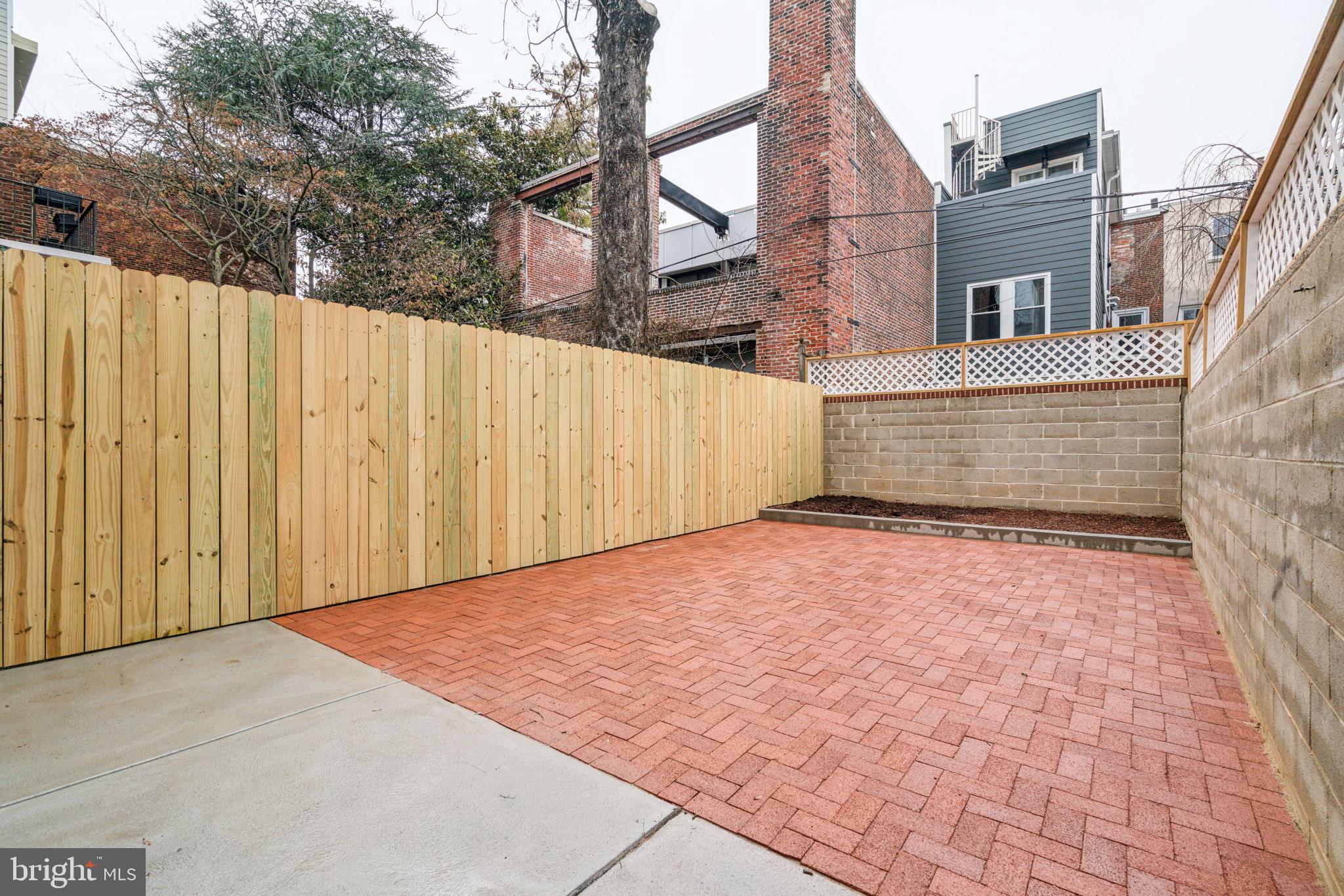 ART MUSEUM AREA - Residential