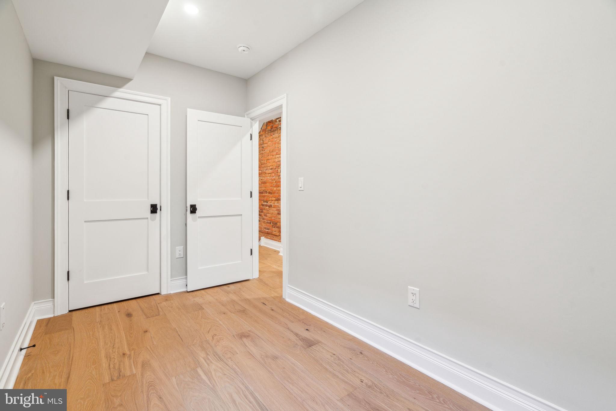 ART MUSEUM AREA - Residential