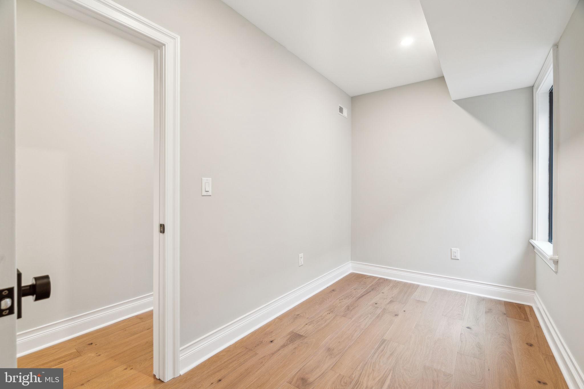 ART MUSEUM AREA - Residential