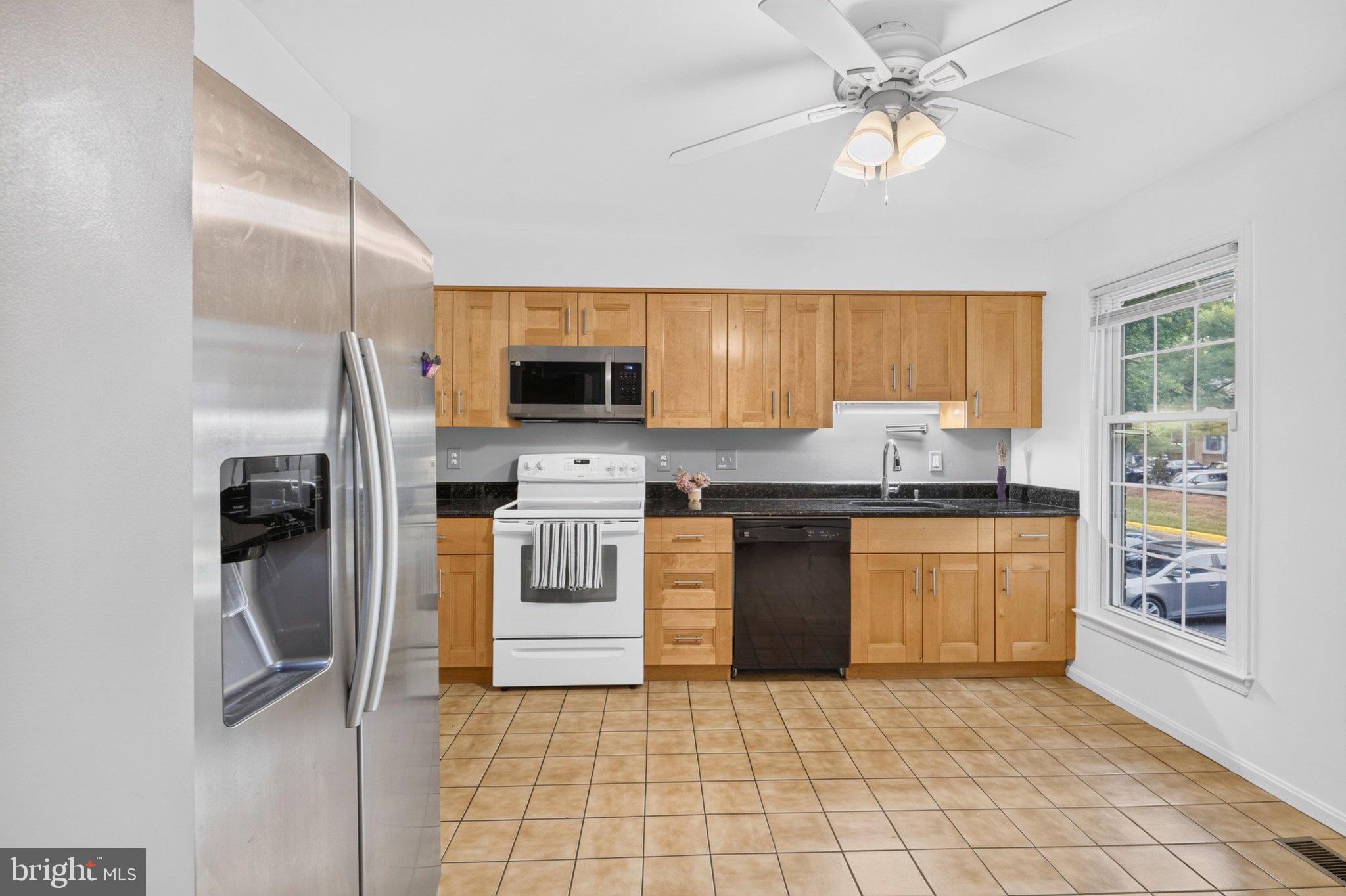 COUNTRY CREEK - Residential