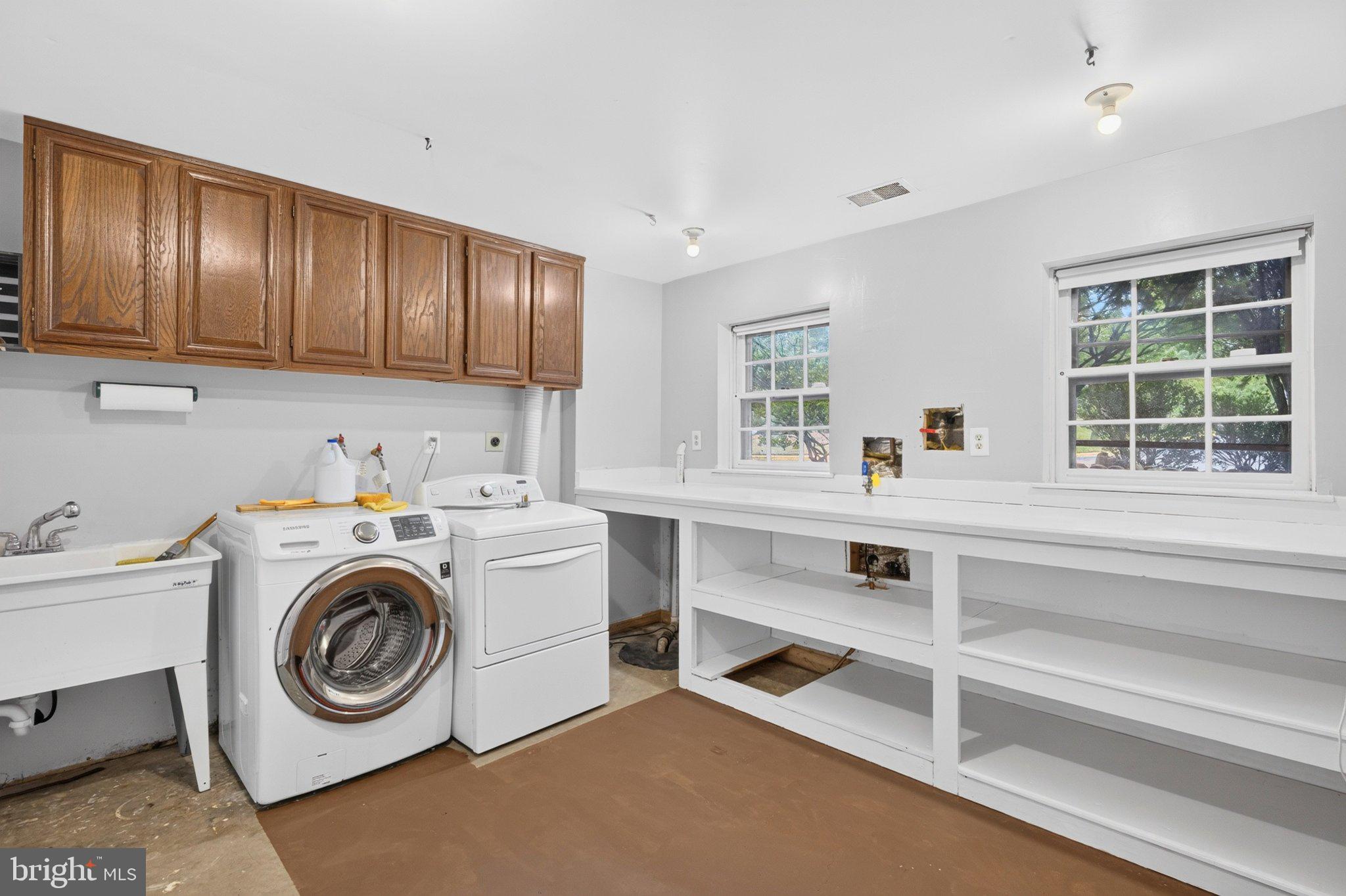 COUNTRY CREEK - Residential