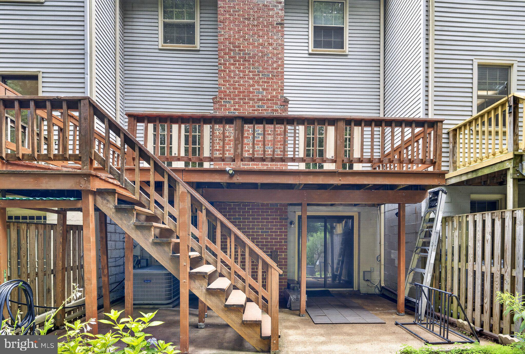 COUNTRY CREEK - Residential