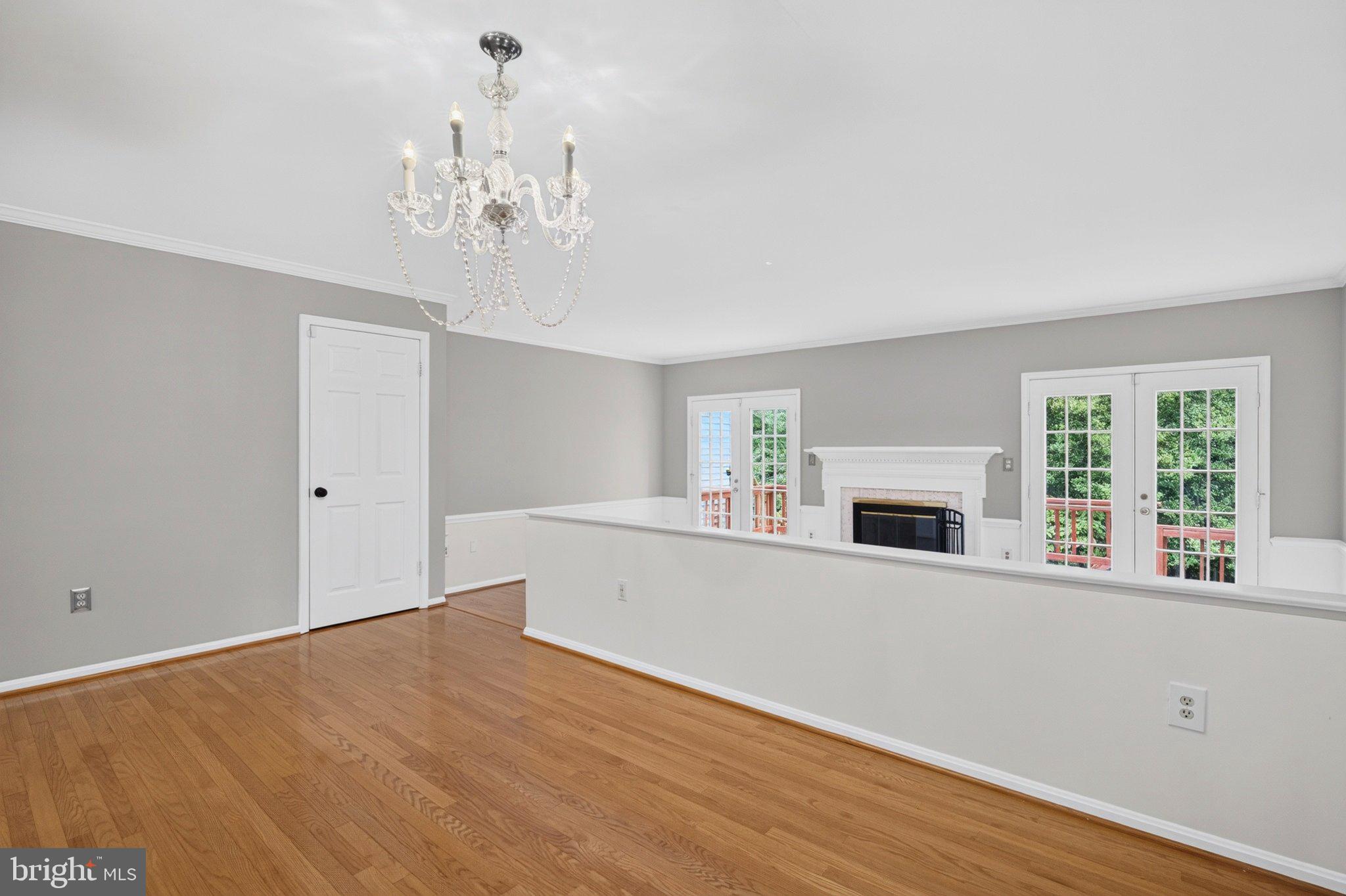 COUNTRY CREEK - Residential
