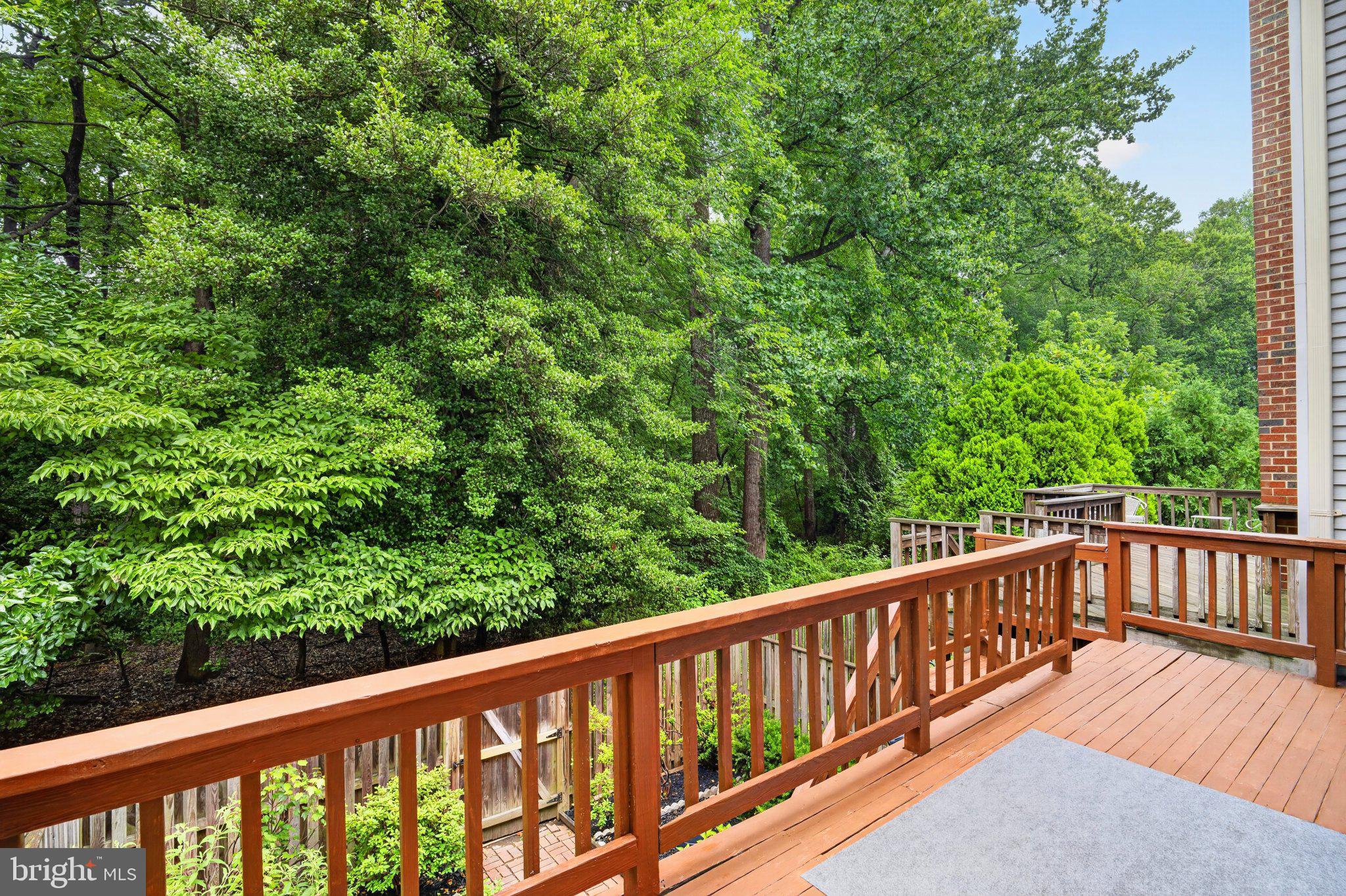 COUNTRY CREEK - Residential