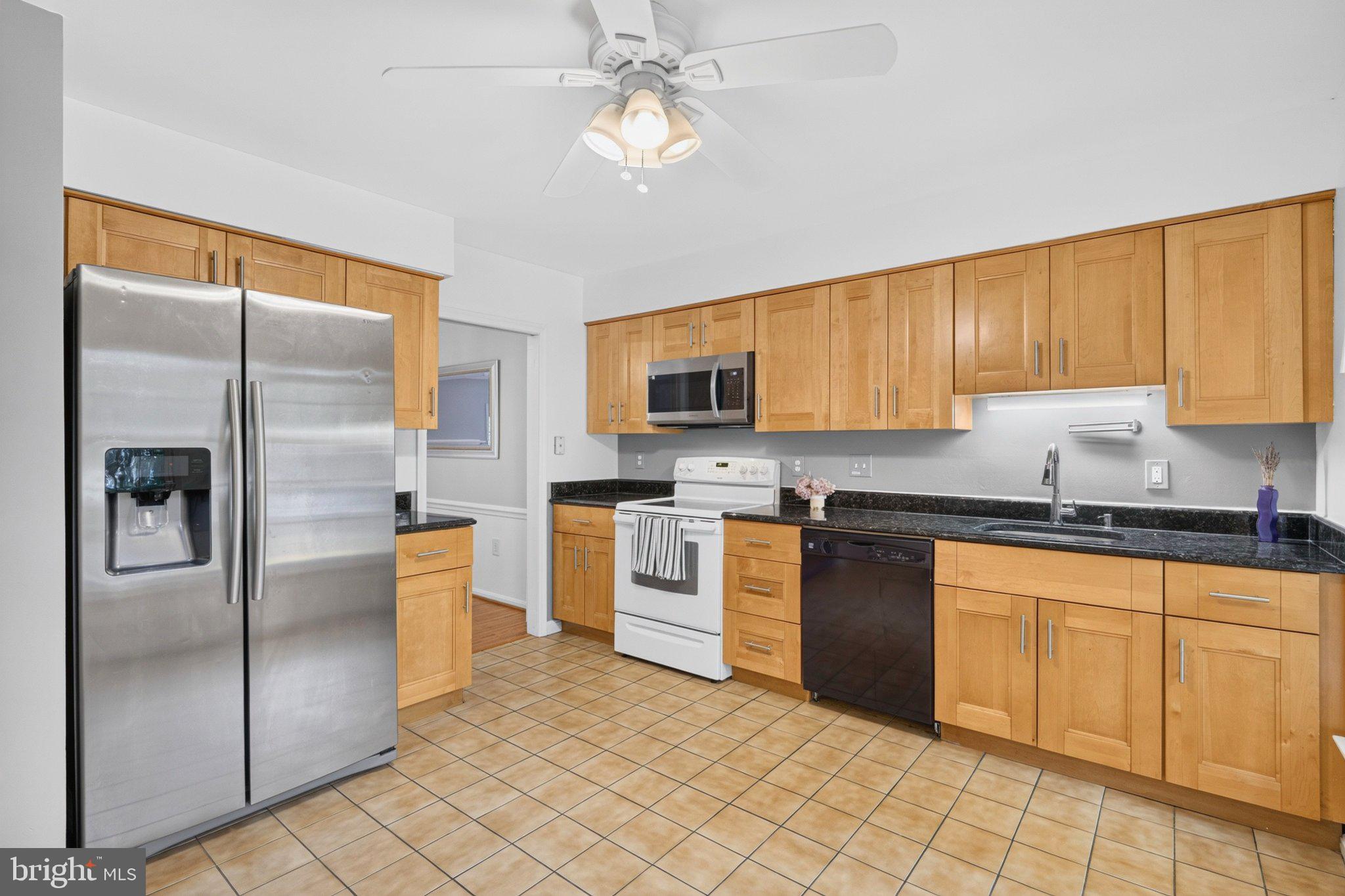 COUNTRY CREEK - Residential