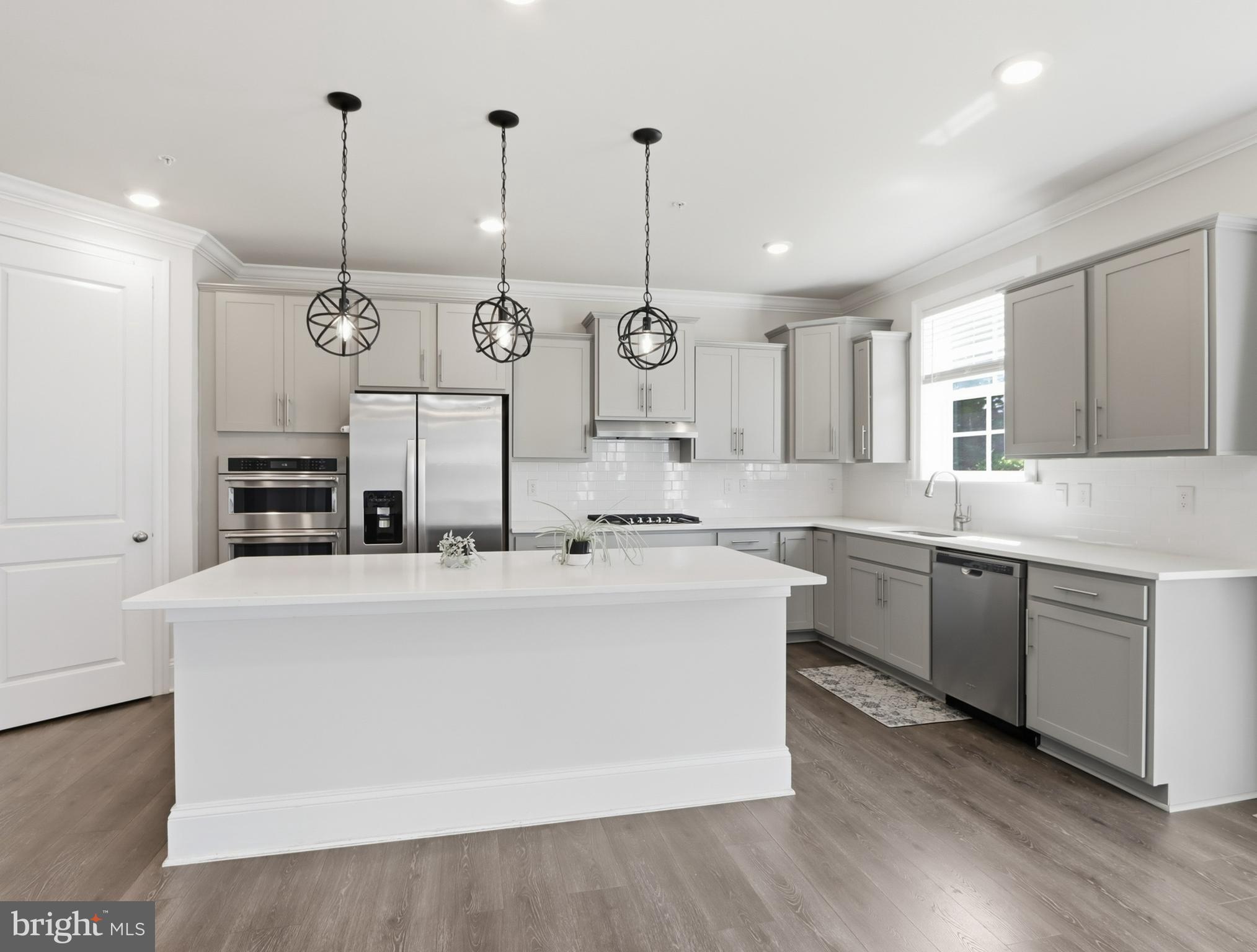 STONEGATE - Residential