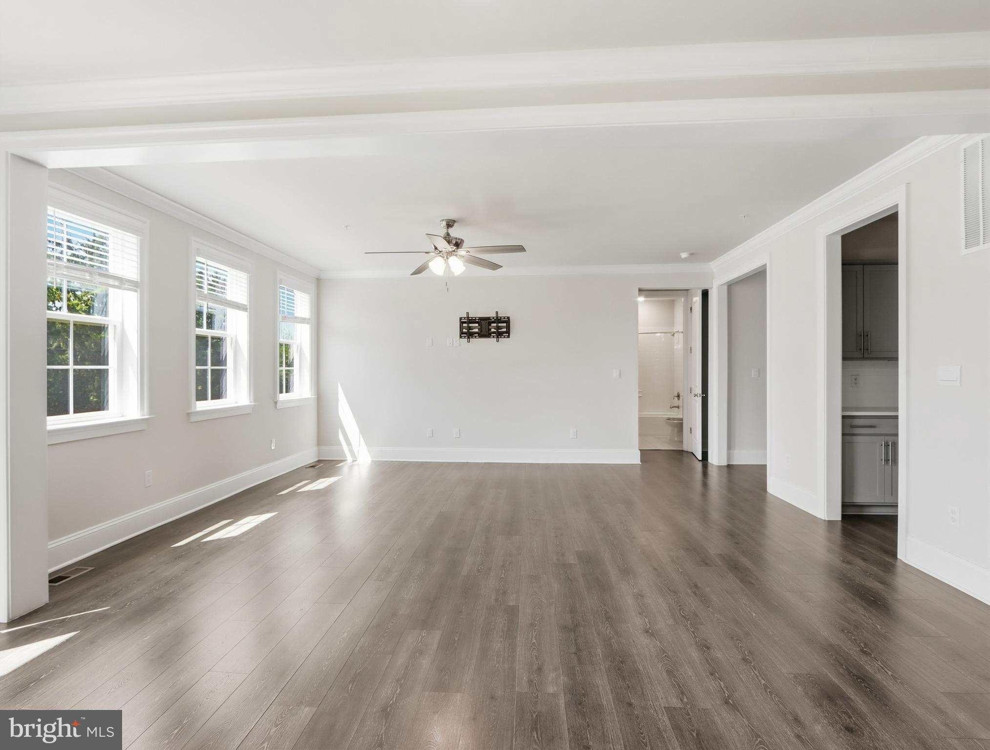 STONEGATE - Residential