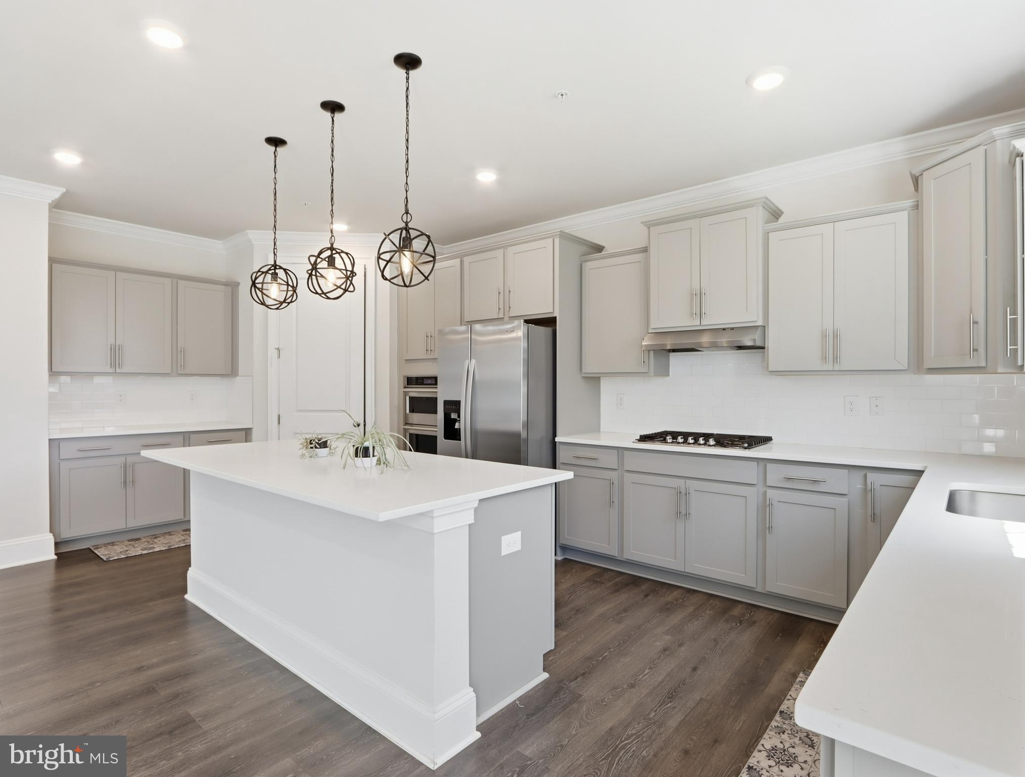STONEGATE - Residential