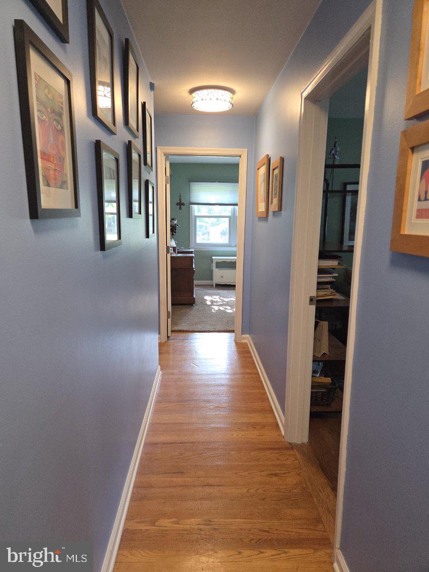 HILLSMERE SHORES - Residential