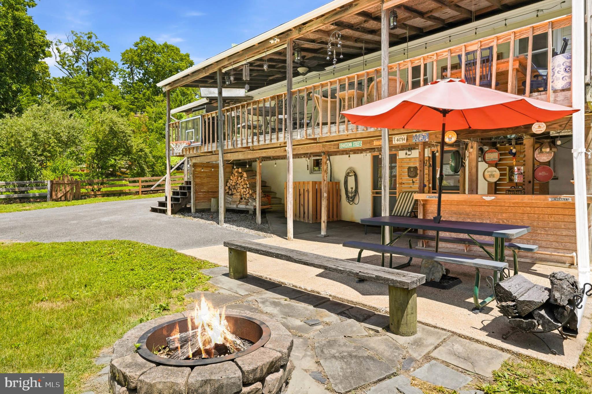 HILLSMERE SHORES - Residential