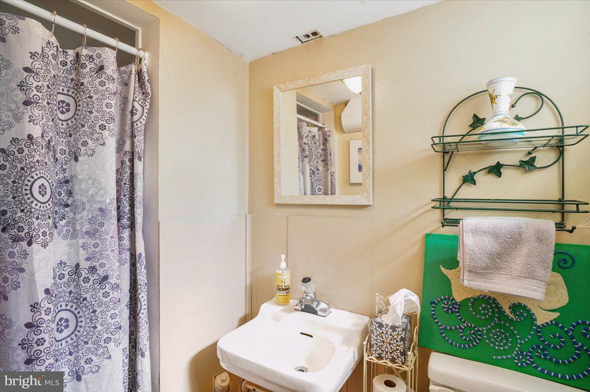 HILLSMERE SHORES - Residential