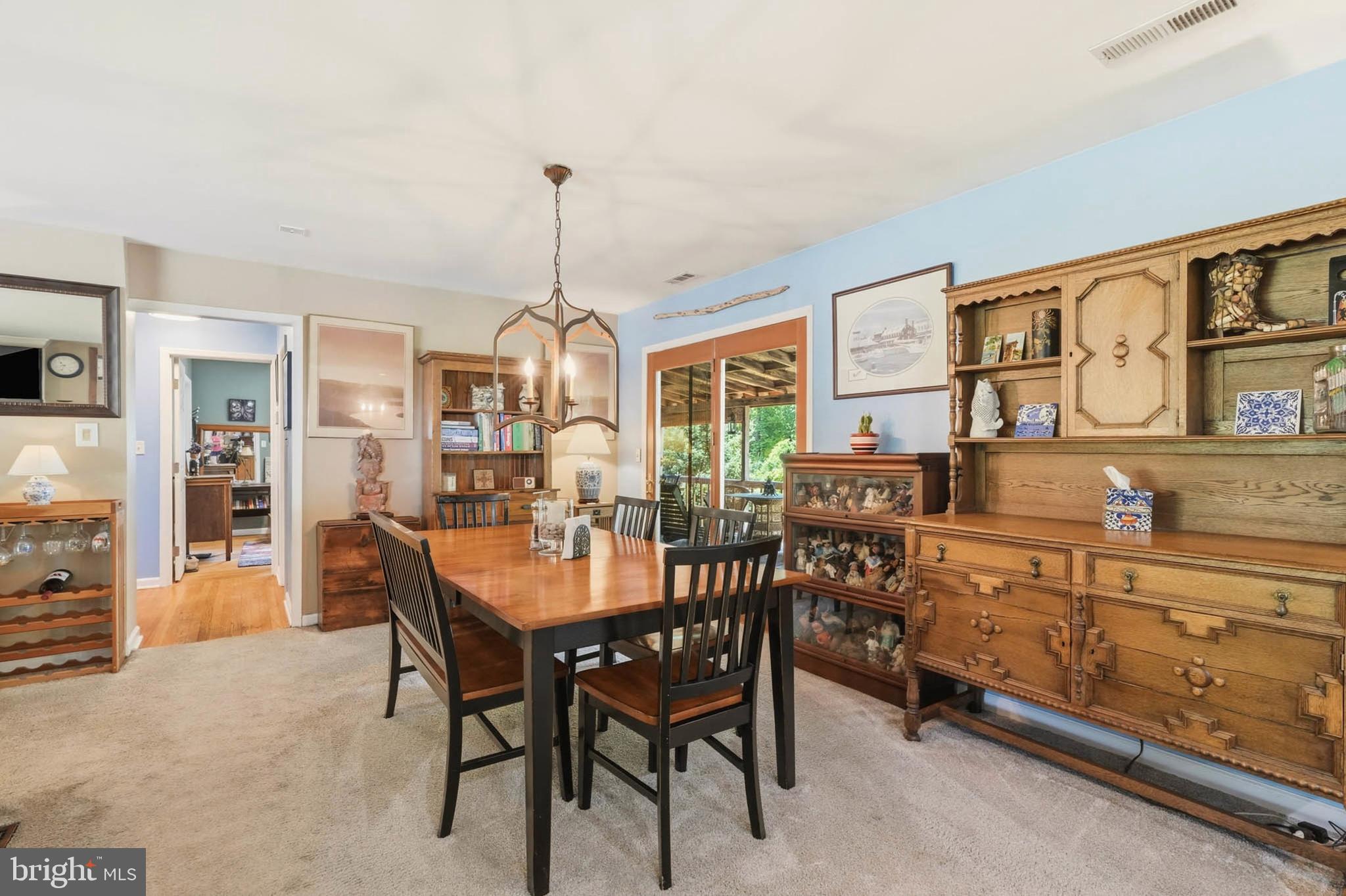 HILLSMERE SHORES - Residential
