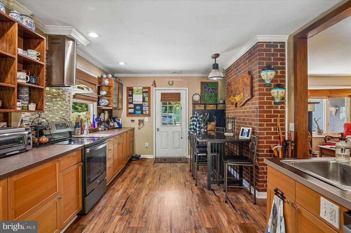 HILLSMERE SHORES - Residential