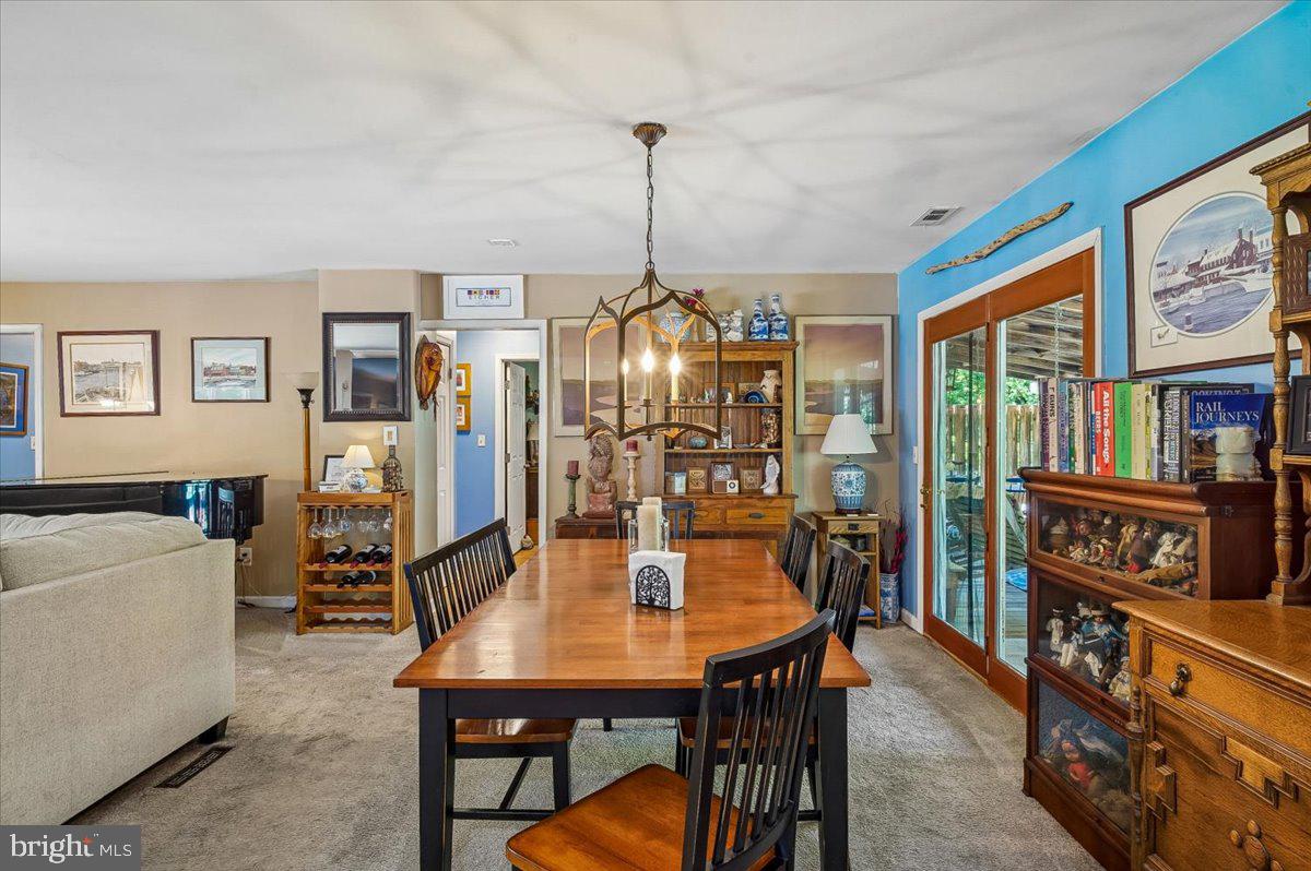 HILLSMERE SHORES - Residential