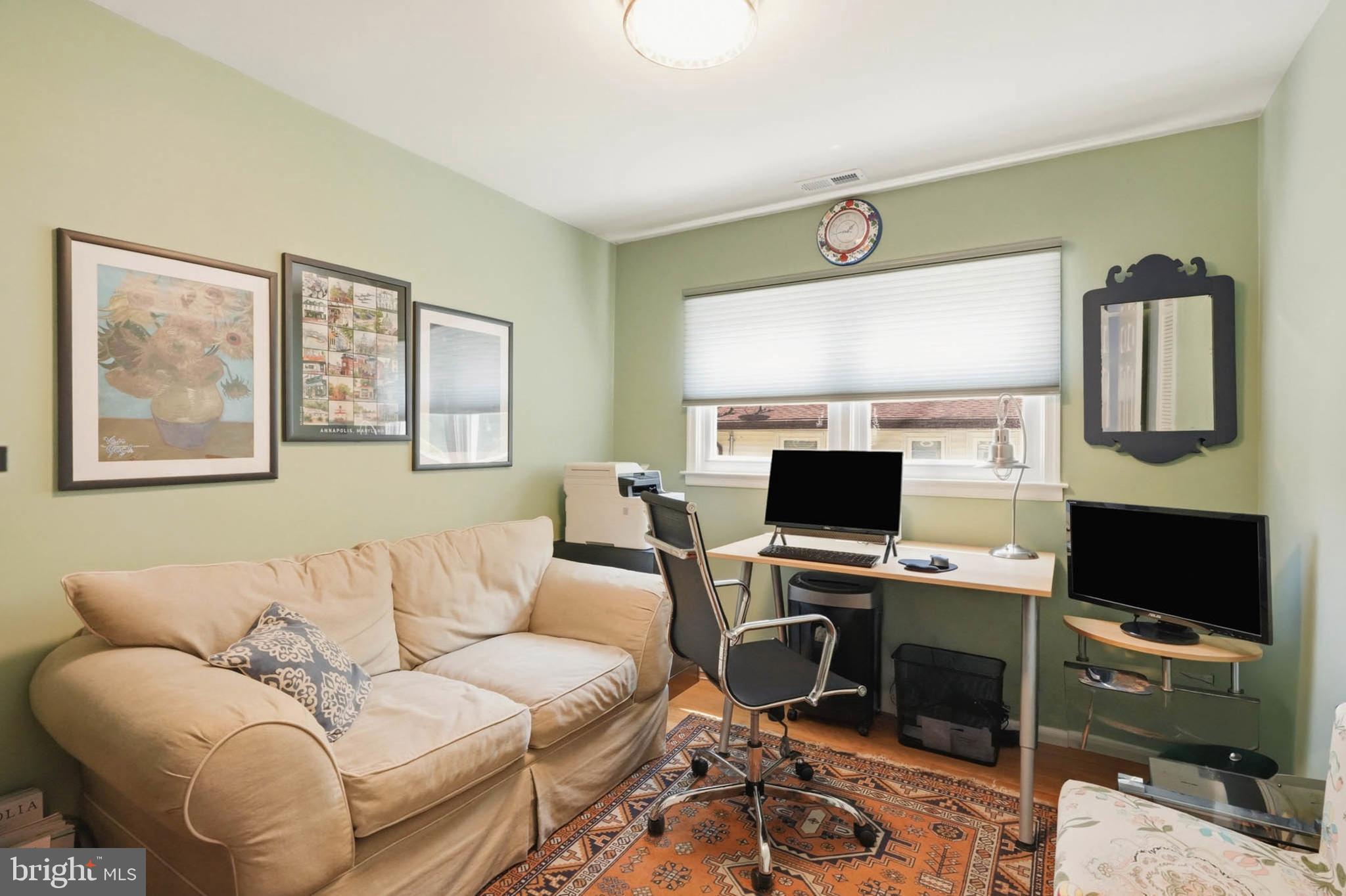 HILLSMERE SHORES - Residential
