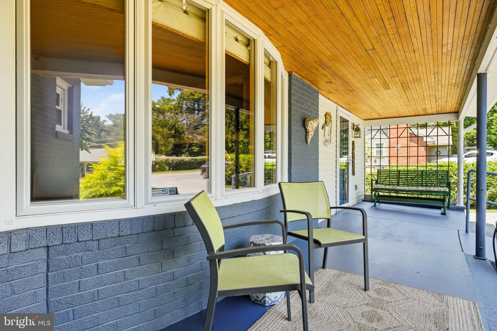HILLSMERE SHORES - Residential
