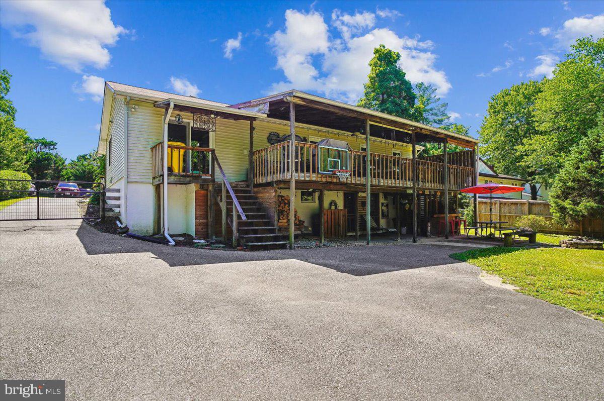 HILLSMERE SHORES - Residential