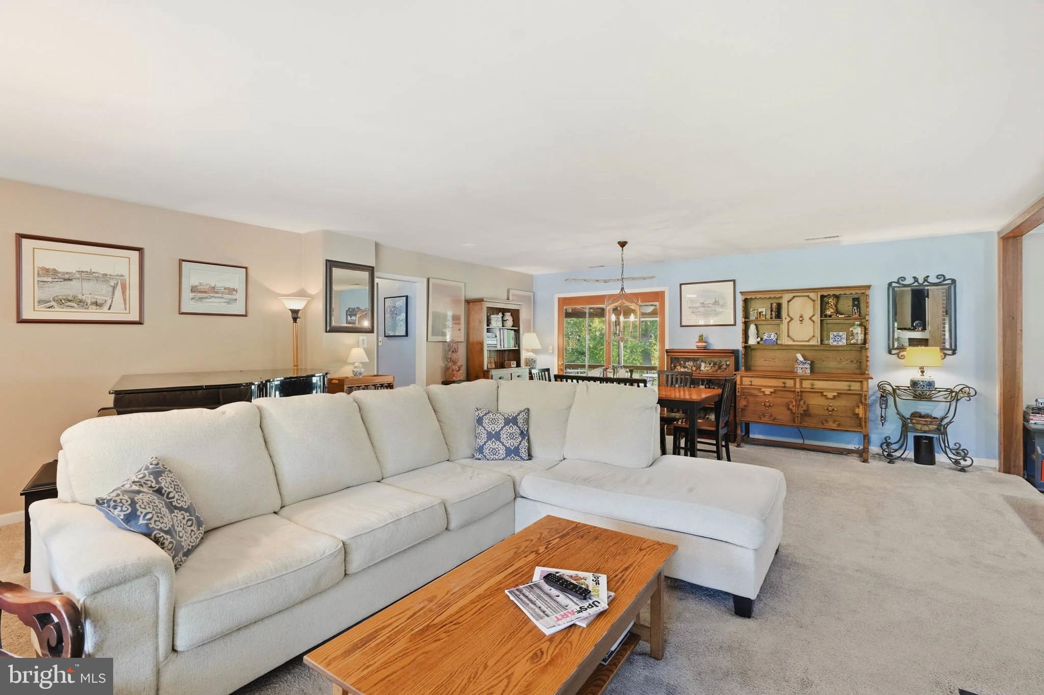 HILLSMERE SHORES - Residential