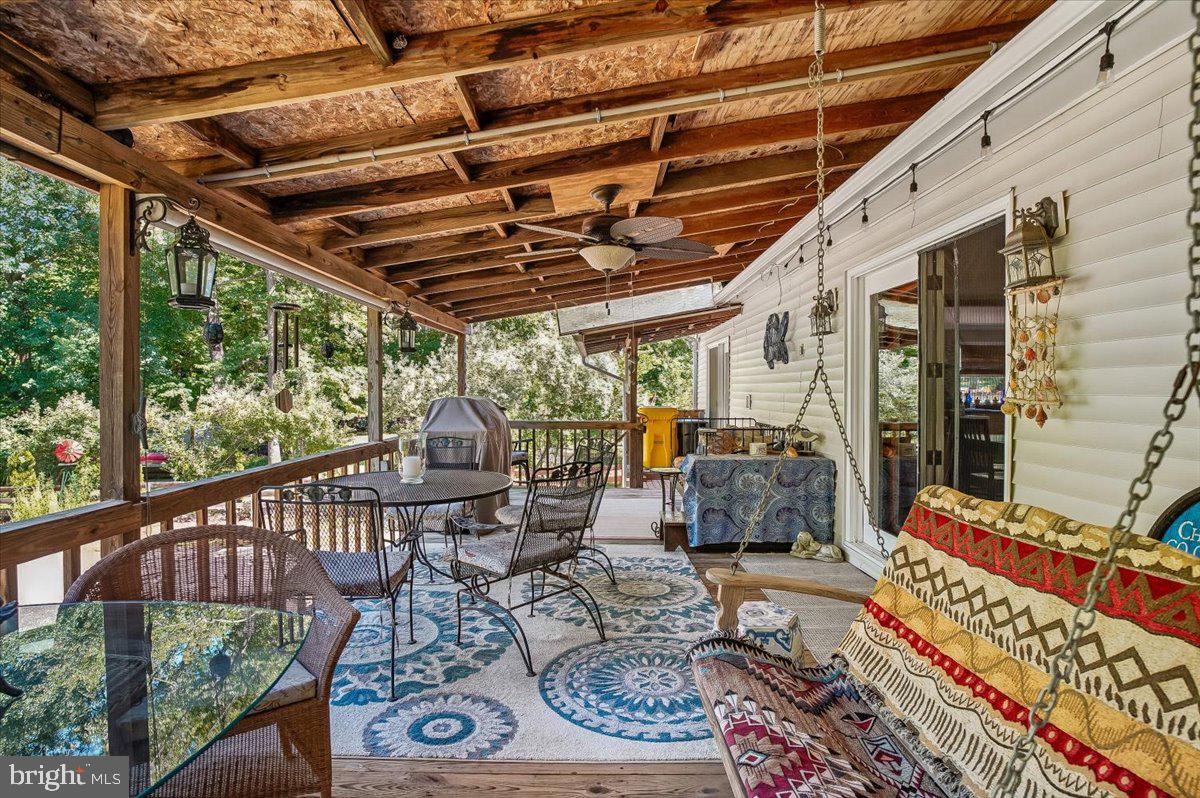 HILLSMERE SHORES - Residential